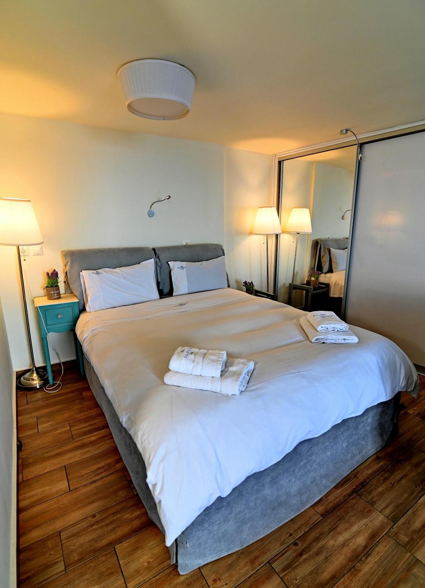 Kalamata Suites By 'Elite' Eksteriør bilde
